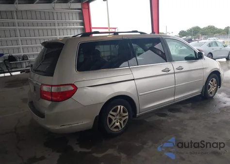 2006 Honda Odyssey Touring z USA, uszkodzony, nr VIN 5FNRL38896B059195